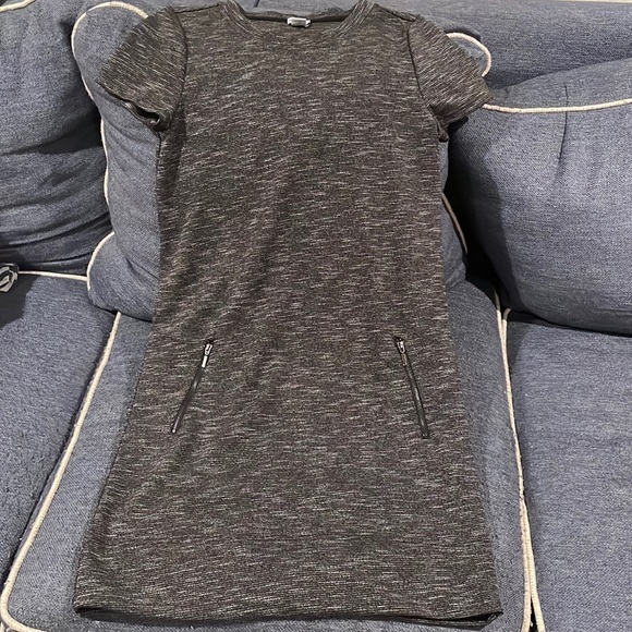 Paraphrase Grey dress w/ POCKETS - Picture 1 of 5